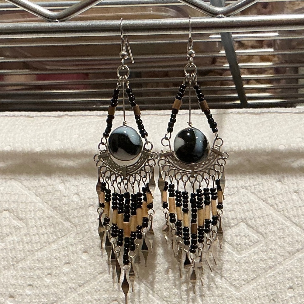 NWOT Italian Murano Glass Bead Drop Earrings Black and Tan